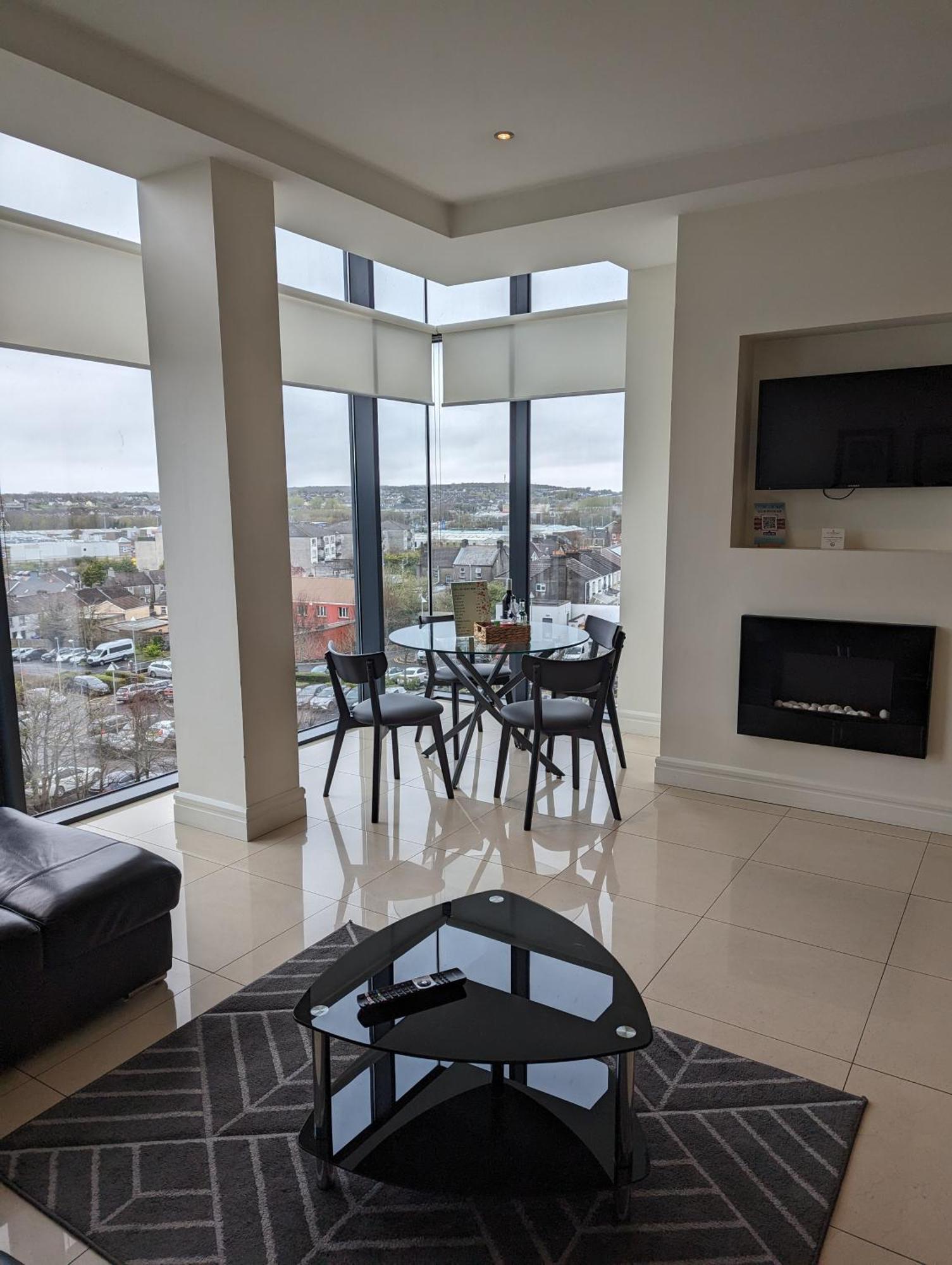 The Western Citypoint Apartments Galway Exterior foto